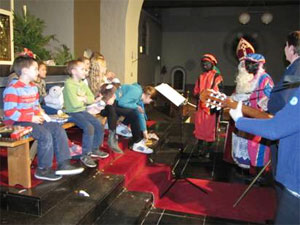 Sint en Pieten op bezoek bij Martinus Kids Sint en Pieten op bezoek bij Martinus Kids