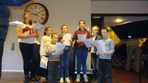 Martinus Kids vullen Zonnelied met kerstliedjes