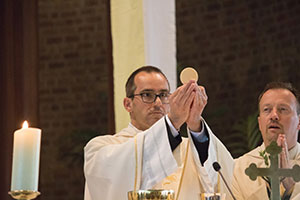 Feestelijke Neomistenmis